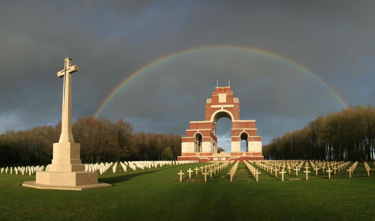 La Grange Aux Tommies - Pays Du Coquelicot Βίλα Bus-les-Artois Εξωτερικό φωτογραφία